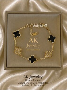 💎18k Onyx Black LUXURY QUATREFOIL Clover 5 Motif Bracelet, Pave & Black GP